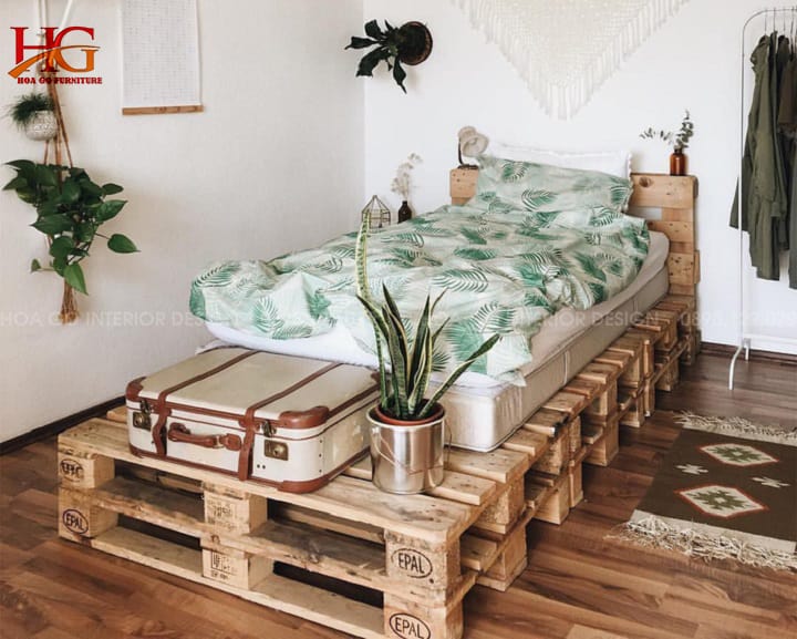 Thiết kế nội thất phòng ngủ độc đáo với giường ngủ pallet